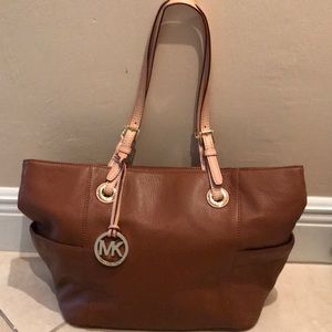 Micheal Kors Leather Tote